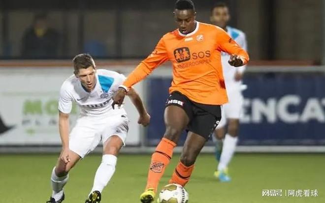 不少玩家排 不少玩家排