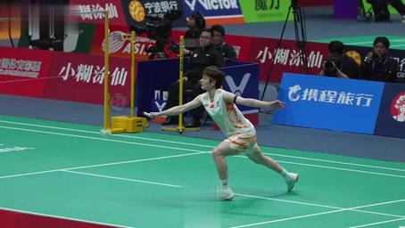 的尊重和职 的尊重和职